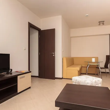 In Tarsis & Aquapark Apartment
